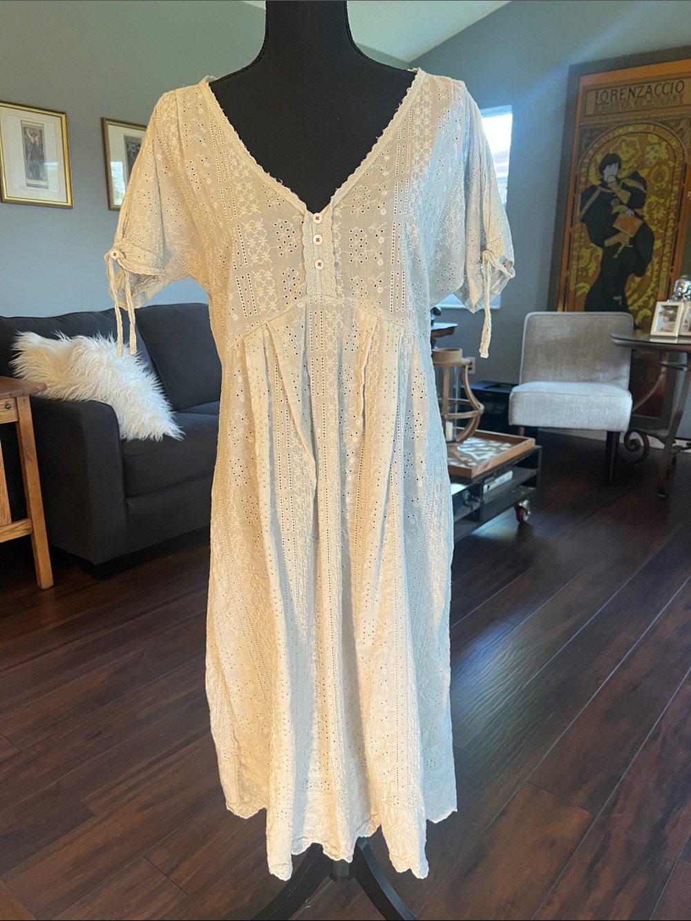 Vintage cotton eyelet Johnny Was dress in pale blue with optional belt, sweet! M